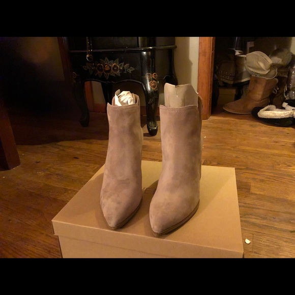 Steve Madden crop jacket brand new tags still on! - Picture 3 of 5